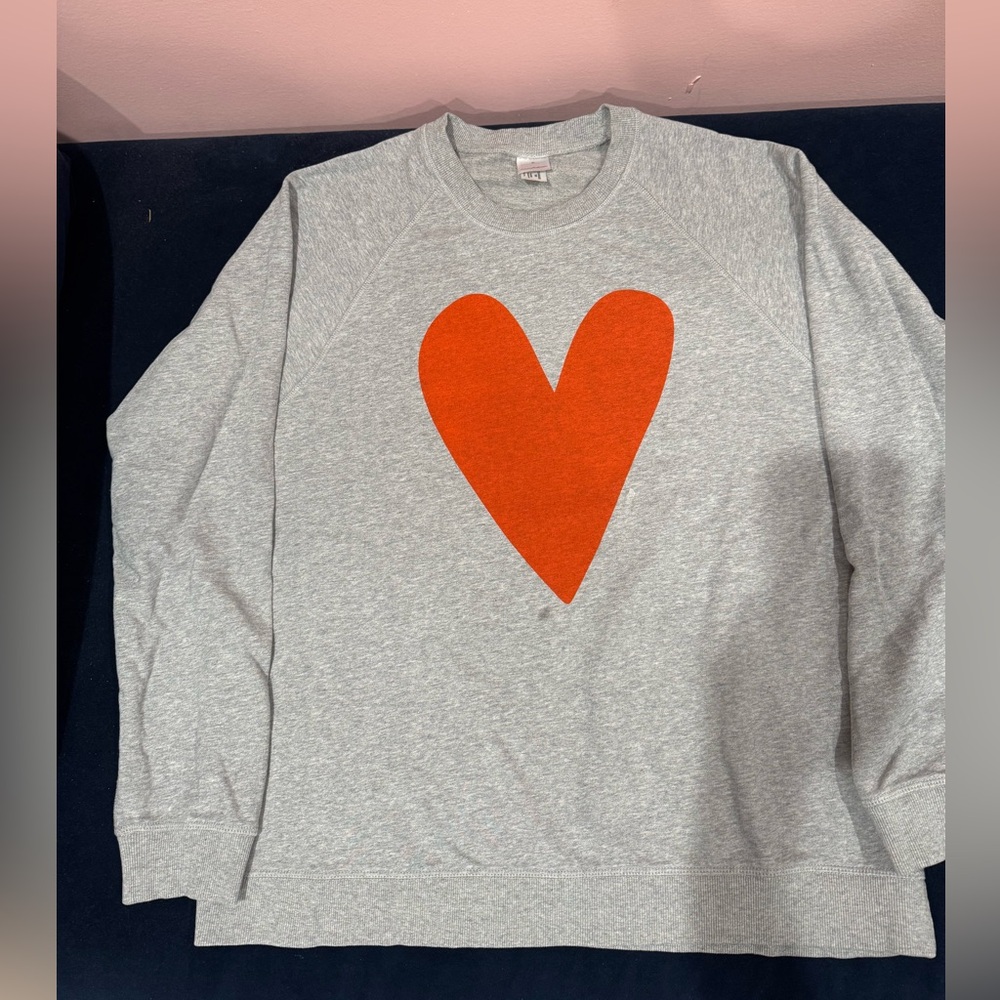 Hanna Andersson Gray Sweatshirt with Red Heart, XL